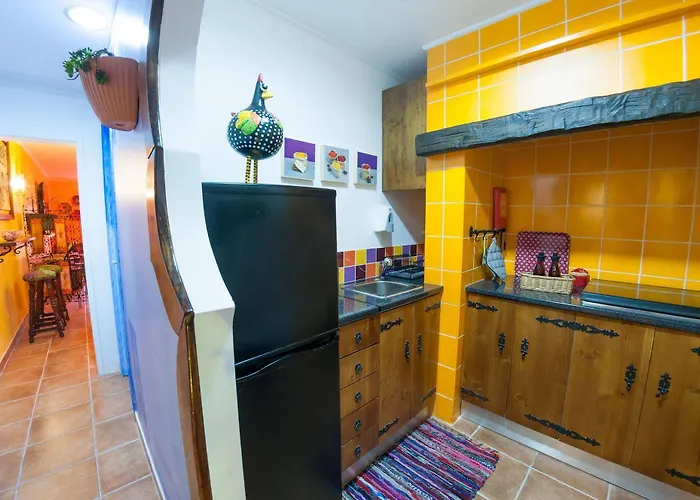 Alushbuna And 2* Lissabon